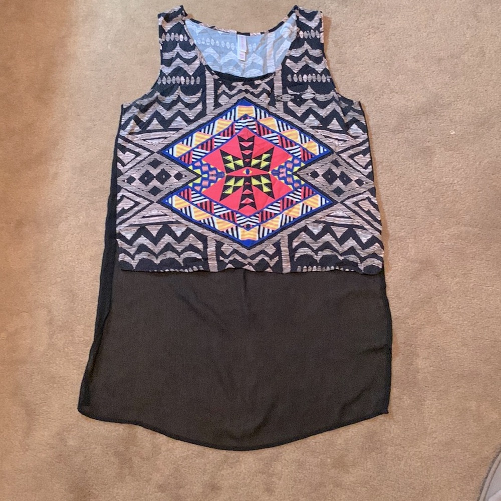 Women’s Coachella geometric top